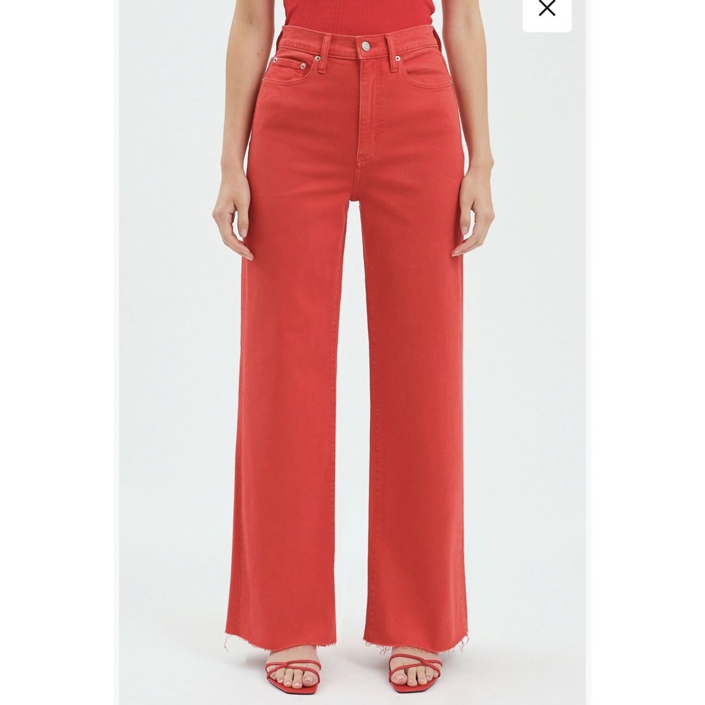 Daze Denim Women's Far Out Frayed Hem High Rise Jeans Red Cherry Size 28 NWT